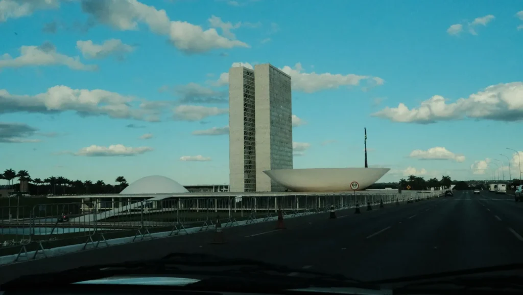 Congresso Nacional em Brasília ao fim da tarde